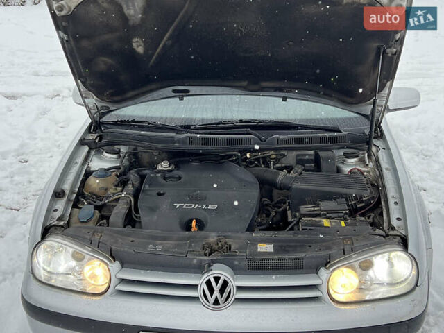 Серый Фольксваген Гольф, объемом двигателя 1.9 л и пробегом 370 тыс. км за 3950 $, фото 24 на Automoto.ua
