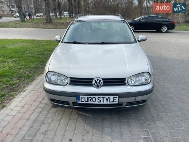 Серый Фольксваген Гольф, объемом двигателя 1.9 л и пробегом 357 тыс. км за 1850 $, фото 1 на Automoto.ua
