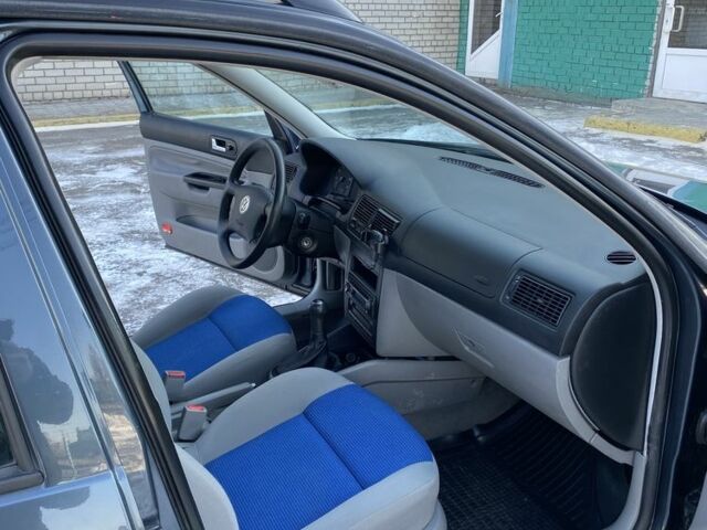 Серый Фольксваген Гольф, объемом двигателя 1.6 л и пробегом 197 тыс. км за 4900 $, фото 14 на Automoto.ua