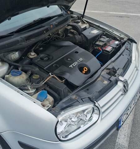 Серый Фольксваген Гольф, объемом двигателя 1.9 л и пробегом 430 тыс. км за 2100 $, фото 7 на Automoto.ua