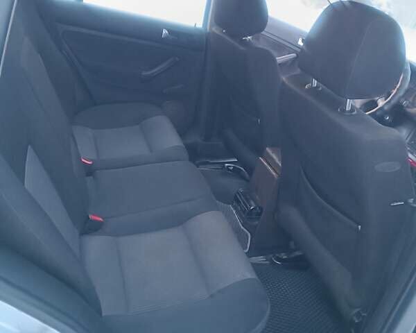 Серый Фольксваген Гольф, объемом двигателя 1.9 л и пробегом 500 тыс. км за 3800 $, фото 8 на Automoto.ua