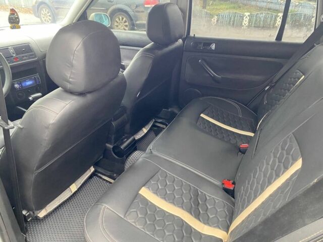 Серый Фольксваген Гольф, объемом двигателя 1.6 л и пробегом 190 тыс. км за 4600 $, фото 8 на Automoto.ua