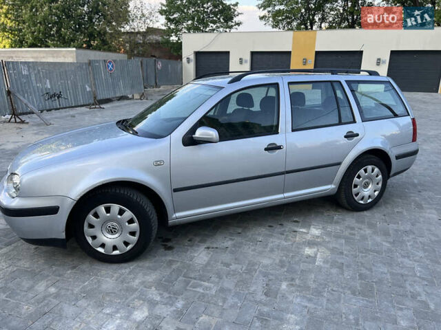 Серый Фольксваген Гольф, объемом двигателя 1.6 л и пробегом 234 тыс. км за 4900 $, фото 26 на Automoto.ua