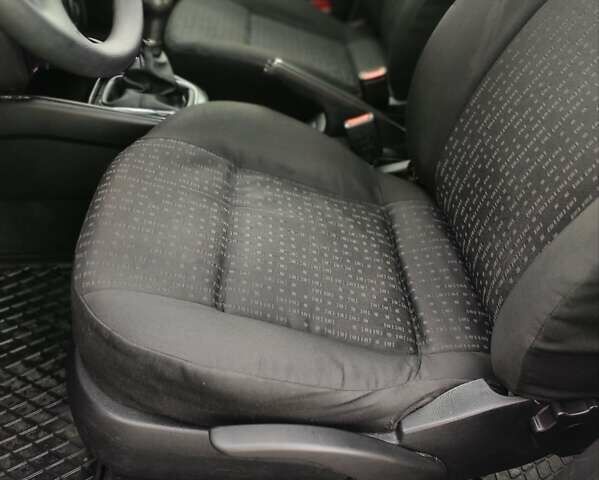 Серый Фольксваген Гольф, объемом двигателя 1.39 л и пробегом 308 тыс. км за 3200 $, фото 27 на Automoto.ua