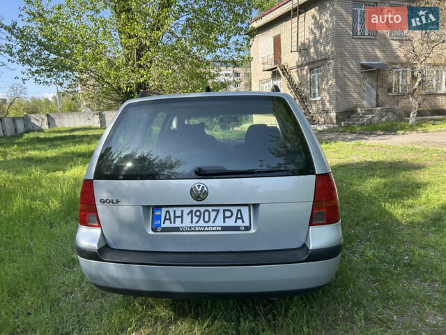 Сірий Фольксваген Гольф, об'ємом двигуна 1.39 л та пробігом 230 тис. км за 3900 $, фото 4 на Automoto.ua