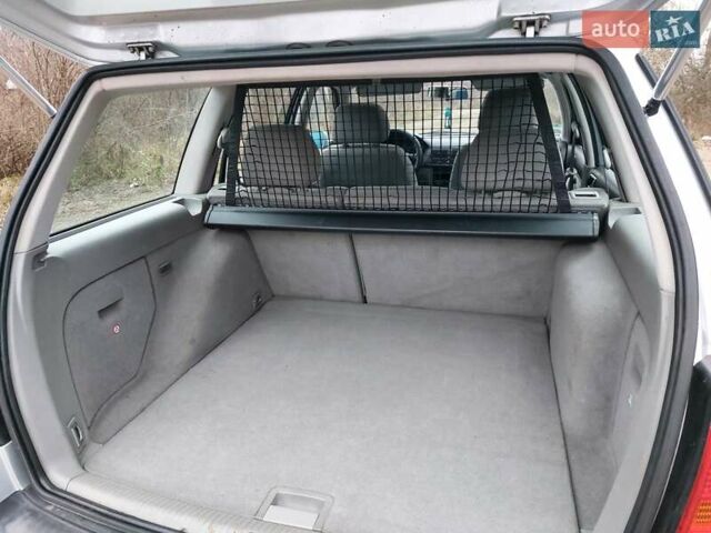 Сірий Фольксваген Гольф, об'ємом двигуна 1.6 л та пробігом 220 тис. км за 3950 $, фото 47 на Automoto.ua