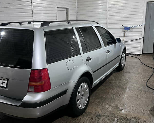 Серый Фольксваген Гольф, объемом двигателя 1.6 л и пробегом 180 тыс. км за 4100 $, фото 3 на Automoto.ua