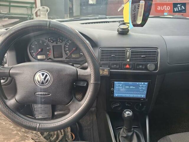Серый Фольксваген Гольф, объемом двигателя 1.6 л и пробегом 295 тыс. км за 4000 $, фото 3 на Automoto.ua