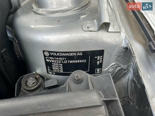 Серый Фольксваген Гольф, объемом двигателя 1.9 л и пробегом 383 тыс. км за 4400 $, фото 16 на Automoto.ua