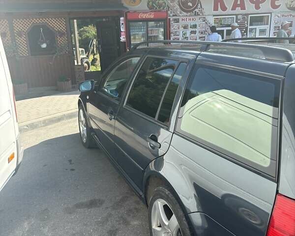 Серый Фольксваген Гольф, объемом двигателя 1.6 л и пробегом 245 тыс. км за 4900 $, фото 2 на Automoto.ua