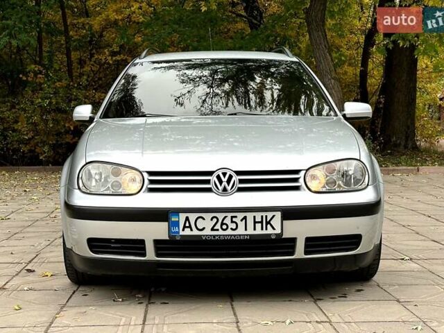 Серый Фольксваген Гольф, объемом двигателя 1.6 л и пробегом 300 тыс. км за 4550 $, фото 15 на Automoto.ua