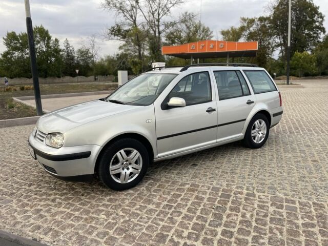 Серый Фольксваген Гольф, объемом двигателя 1.9 л и пробегом 260 тыс. км за 2299 $, фото 1 на Automoto.ua