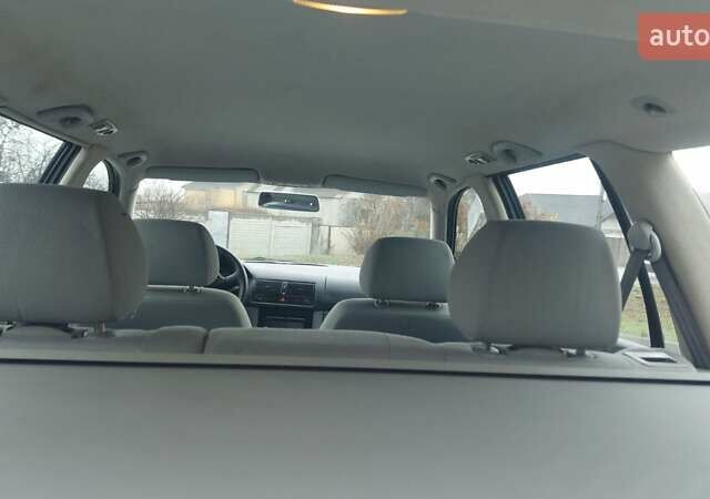 Серый Фольксваген Гольф, объемом двигателя 1.6 л и пробегом 196 тыс. км за 4850 $, фото 23 на Automoto.ua