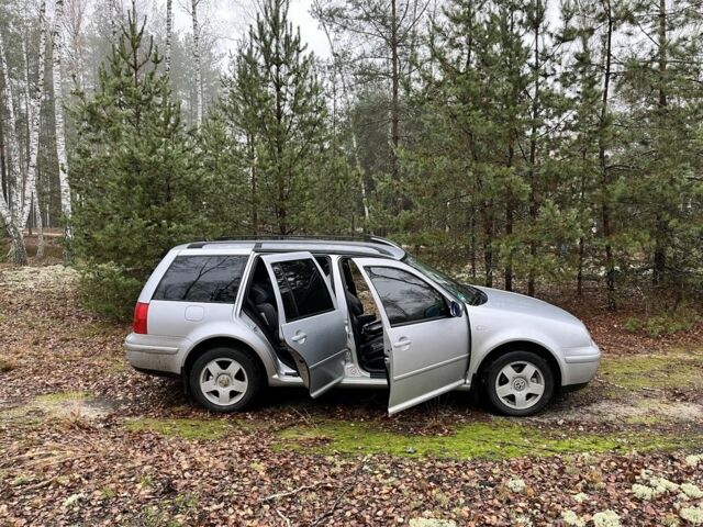 Серый Фольксваген Гольф, объемом двигателя 1.6 л и пробегом 333 тыс. км за 5000 $, фото 3 на Automoto.ua