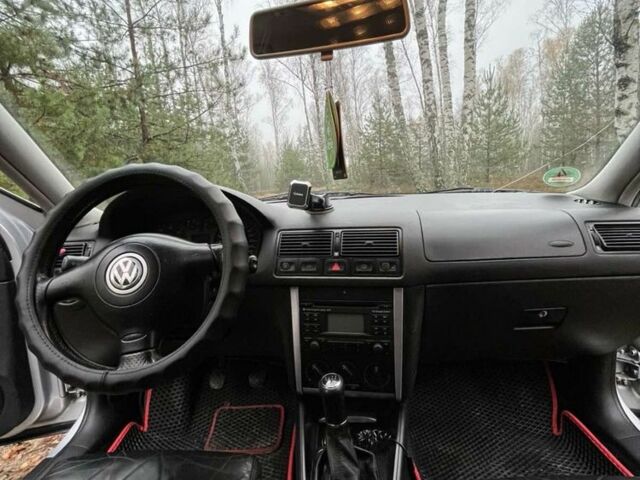 Серый Фольксваген Гольф, объемом двигателя 1.6 л и пробегом 333 тыс. км за 5000 $, фото 18 на Automoto.ua