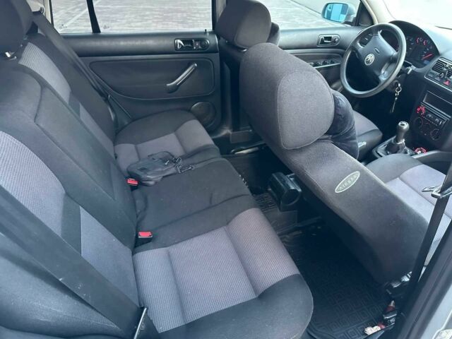 Серый Фольксваген Гольф, объемом двигателя 1.4 л и пробегом 230 тыс. км за 4100 $, фото 10 на Automoto.ua