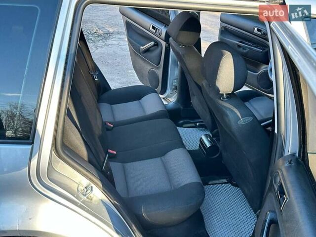 Сірий Фольксваген Гольф, об'ємом двигуна 1.6 л та пробігом 303 тис. км за 4200 $, фото 17 на Automoto.ua