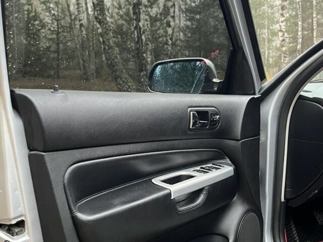 Серый Фольксваген Гольф, объемом двигателя 1.6 л и пробегом 333 тыс. км за 5000 $, фото 16 на Automoto.ua