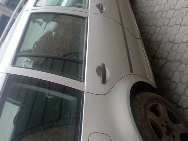 Серый Фольксваген Гольф, объемом двигателя 1.9 л и пробегом 3 тыс. км за 2000 $, фото 4 на Automoto.ua