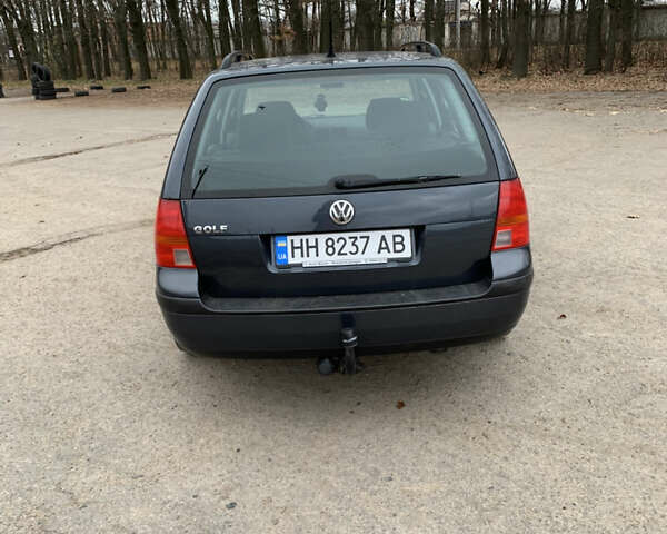 Серый Фольксваген Гольф, объемом двигателя 1.6 л и пробегом 255 тыс. км за 3699 $, фото 4 на Automoto.ua