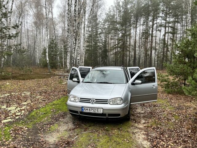 Серый Фольксваген Гольф, объемом двигателя 1.6 л и пробегом 333 тыс. км за 5000 $, фото 4 на Automoto.ua