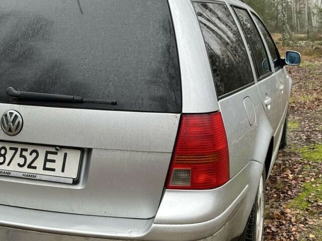 Серый Фольксваген Гольф, объемом двигателя 1.6 л и пробегом 333 тыс. км за 5000 $, фото 14 на Automoto.ua