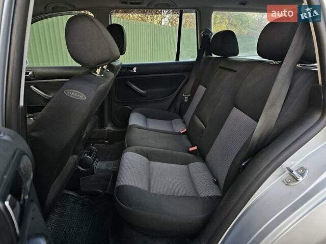 Серый Фольксваген Гольф, объемом двигателя 1.9 л и пробегом 280 тыс. км за 4100 $, фото 29 на Automoto.ua