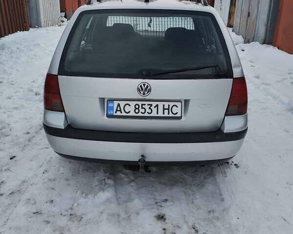 Серый Фольксваген Гольф, объемом двигателя 1.39 л и пробегом 279 тыс. км за 3500 $, фото 3 на Automoto.ua