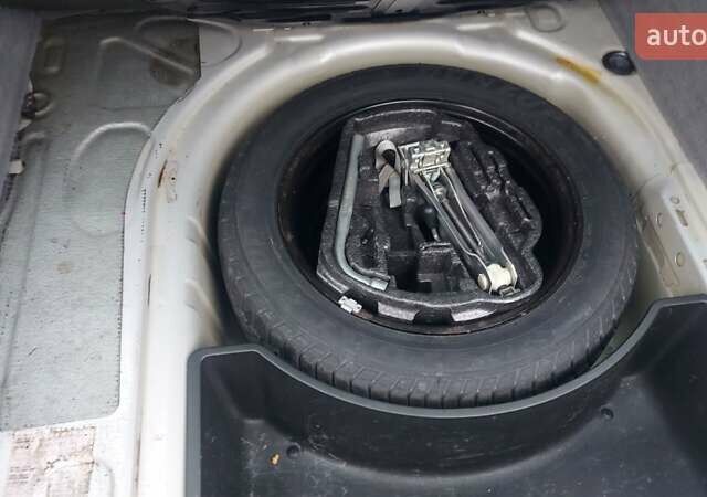 Серый Фольксваген Гольф, объемом двигателя 1.6 л и пробегом 196 тыс. км за 4850 $, фото 31 на Automoto.ua