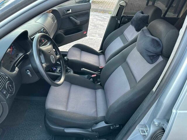 Серый Фольксваген Гольф, объемом двигателя 1.4 л и пробегом 230 тыс. км за 4100 $, фото 8 на Automoto.ua