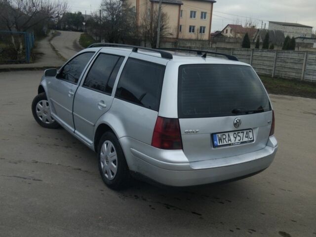 Серый Фольксваген Гольф, объемом двигателя 1.9 л и пробегом 100 тыс. км за 2000 $, фото 2 на Automoto.ua