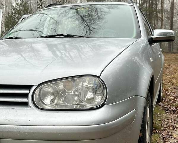 Серый Фольксваген Гольф, объемом двигателя 1.6 л и пробегом 333 тыс. км за 5000 $, фото 10 на Automoto.ua