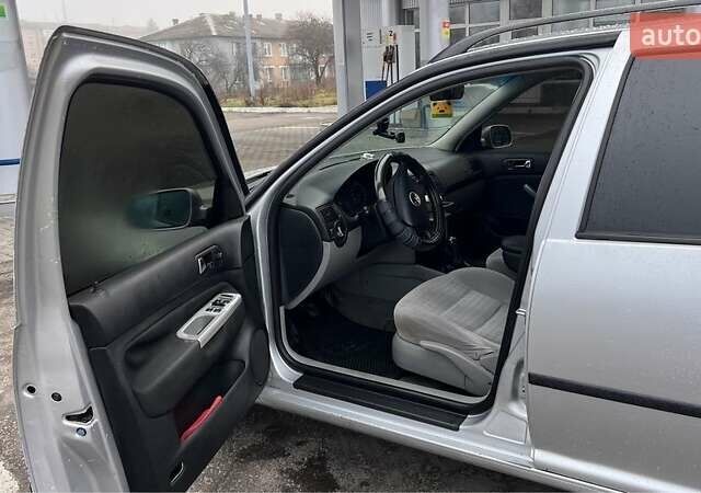 Сірий Фольксваген Гольф, об'ємом двигуна 1.9 л та пробігом 333 тис. км за 3900 $, фото 3 на Automoto.ua