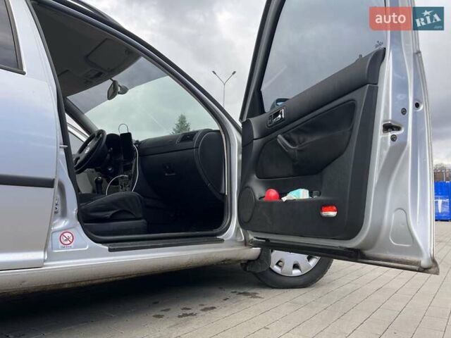 Серый Фольксваген Гольф, объемом двигателя 1.9 л и пробегом 383 тыс. км за 4400 $, фото 15 на Automoto.ua