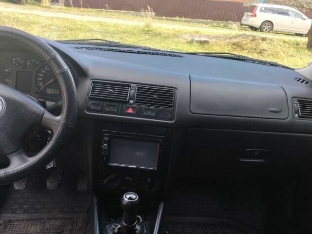 Серый Фольксваген Гольф, объемом двигателя 0 л и пробегом 280 тыс. км за 3600 $, фото 9 на Automoto.ua