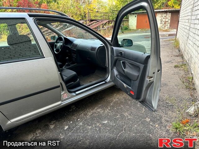 Сірий Фольксваген Гольф, об'ємом двигуна 1.6 л та пробігом 190 тис. км за 4999 $, фото 6 на Automoto.ua