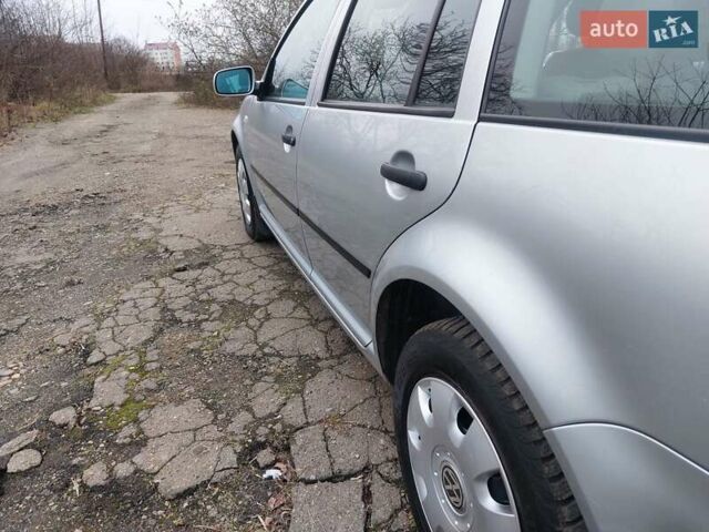 Сірий Фольксваген Гольф, об'ємом двигуна 1.6 л та пробігом 220 тис. км за 3950 $, фото 22 на Automoto.ua