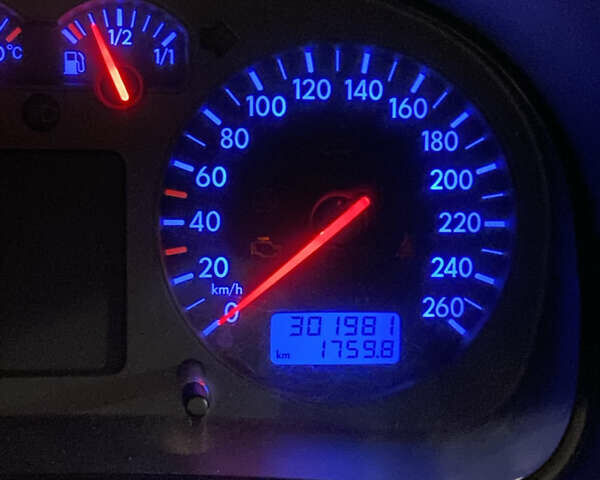 Сірий Фольксваген Гольф, об'ємом двигуна 1.6 л та пробігом 301 тис. км за 3100 $, фото 30 на Automoto.ua