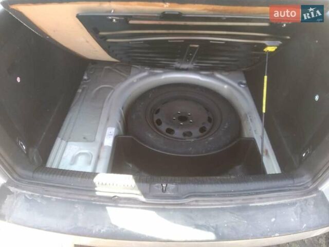 Сірий Фольксваген Гольф, об'ємом двигуна 1.6 л та пробігом 260 тис. км за 3550 $, фото 14 на Automoto.ua