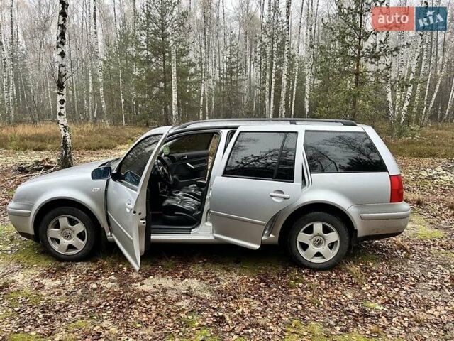 Серый Фольксваген Гольф, объемом двигателя 1.6 л и пробегом 333 тыс. км за 5000 $, фото 5 на Automoto.ua