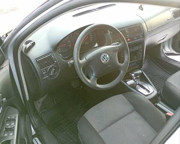 Сірий Фольксваген Гольф, об'ємом двигуна 1.6 л та пробігом 230 тис. км за 3800 $, фото 5 на Automoto.ua