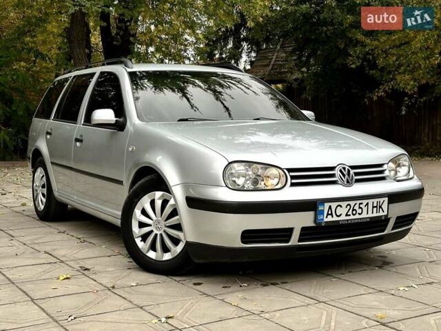 Серый Фольксваген Гольф, объемом двигателя 1.6 л и пробегом 300 тыс. км за 4550 $, фото 21 на Automoto.ua