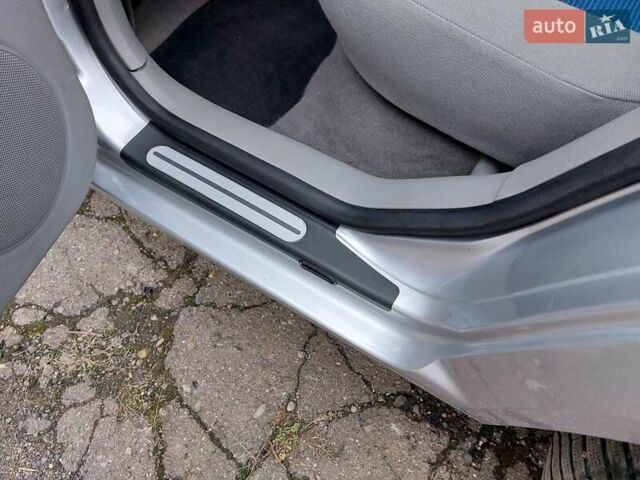 Сірий Фольксваген Гольф, об'ємом двигуна 1.6 л та пробігом 220 тис. км за 3950 $, фото 41 на Automoto.ua