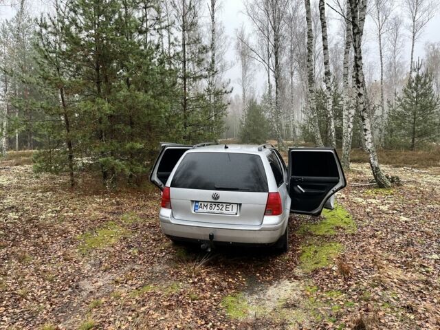 Серый Фольксваген Гольф, объемом двигателя 1.6 л и пробегом 333 тыс. км за 5000 $, фото 2 на Automoto.ua