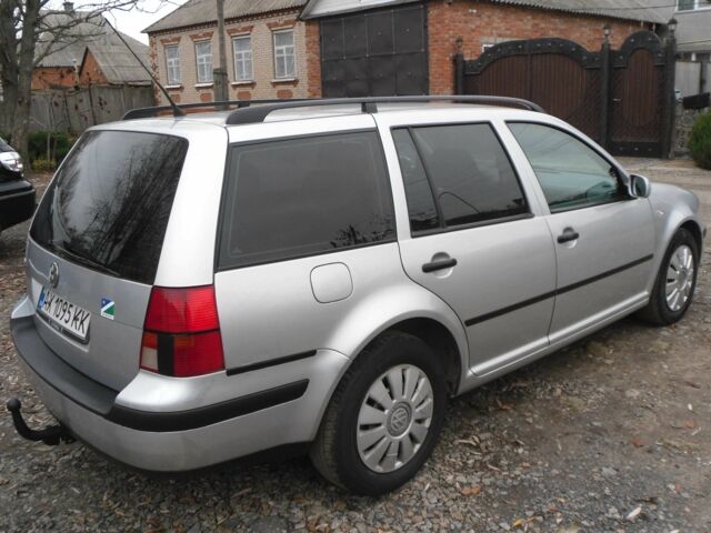 Сірий Фольксваген Гольф, об'ємом двигуна 1.6 л та пробігом 200 тис. км за 3500 $, фото 6 на Automoto.ua