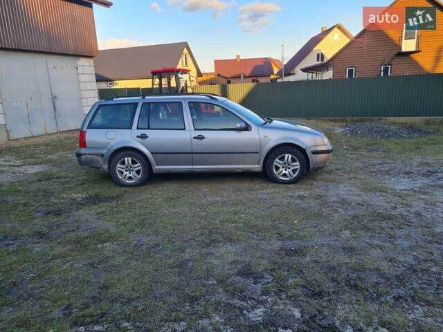 Серый Фольксваген Гольф, объемом двигателя 1.9 л и пробегом 300 тыс. км за 6000 $, фото 3 на Automoto.ua