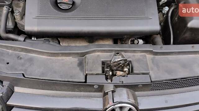 Сірий Фольксваген Гольф, об'ємом двигуна 1.6 л та пробігом 290 тис. км за 4500 $, фото 20 на Automoto.ua