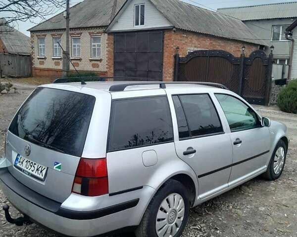 Серый Фольксваген Гольф, объемом двигателя 1.6 л и пробегом 200 тыс. км за 3500 $, фото 14 на Automoto.ua