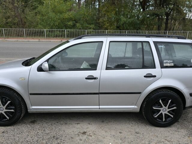 Серый Фольксваген Гольф, объемом двигателя 0 л и пробегом 400 тыс. км за 2200 $, фото 1 на Automoto.ua