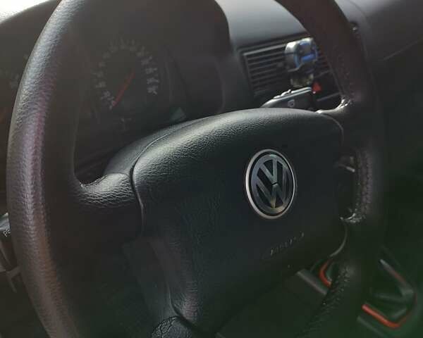 Сірий Фольксваген Гольф, об'ємом двигуна 1.6 л та пробігом 215 тис. км за 5300 $, фото 13 на Automoto.ua